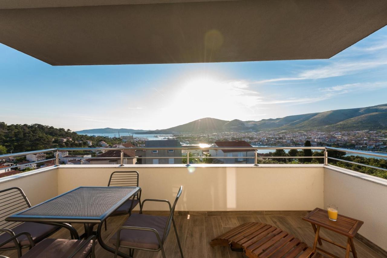 Apartamento View Of *