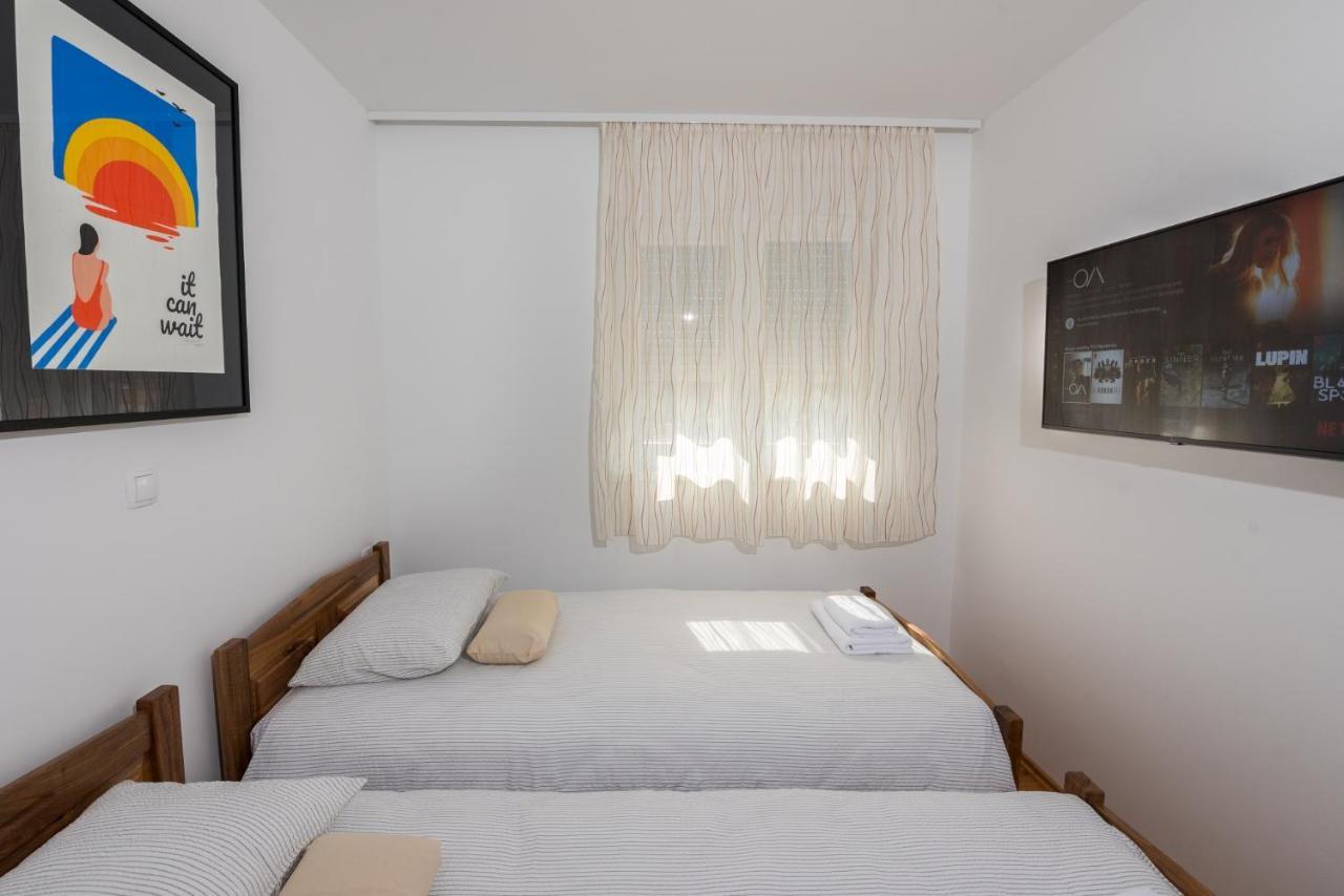 Apartamento View Of *